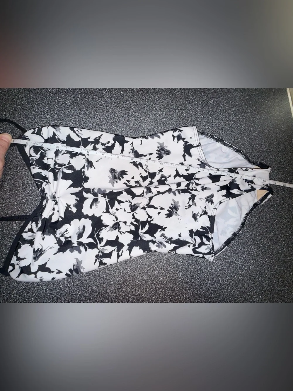 Eleve Dance-wear Black & White Floral One-Piece Leotard Size Child Medium